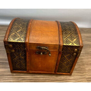 Wood Lightweight Hinged Treasure Box with Flip Lock Brown Gold Chest 9.5"x7.25"